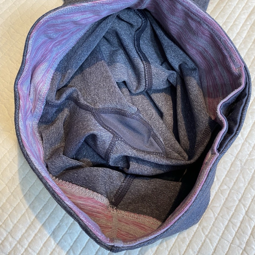 Lululemon 3/4 Leggings Crop Bundle Size 4 Soul Cycle Skull V Waist Black Gray - Picture 12 of 16